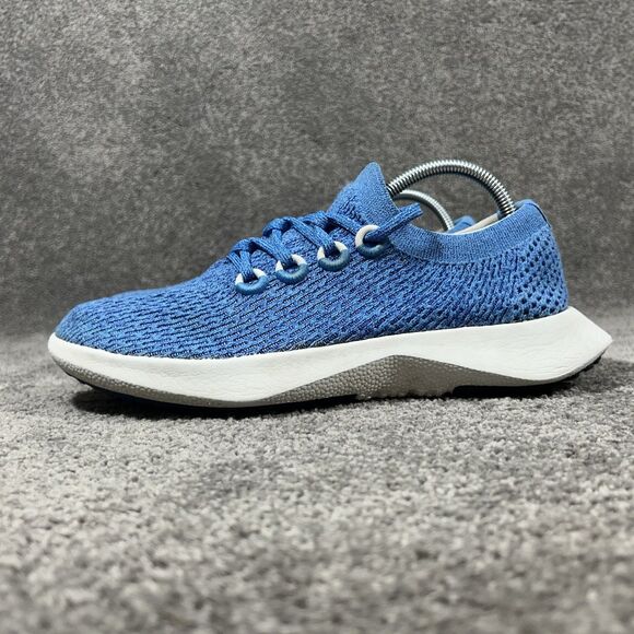 Athletic_Shoes